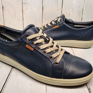 Women’s Ecco Leather Sneakers Navy Blue Size 7-7.5 EUR 41